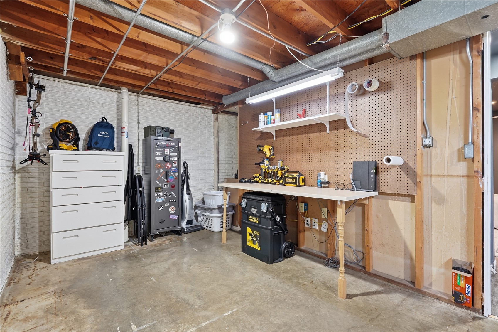 213 Hanover Road SW Cedar Rapids IA 52404