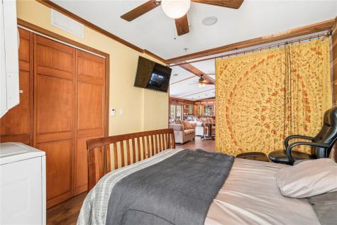 4902 Broadway Drive SE Cedar Rapids IA 52403