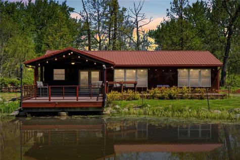 4902 Broadway Drive SE Cedar Rapids IA 52403