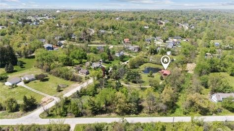 4902 Broadway Drive SE Cedar Rapids IA 52403