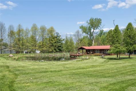 4902 Broadway Drive SE Cedar Rapids IA 52403