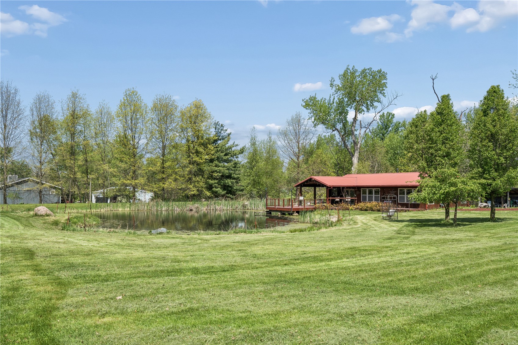 4902 Broadway Drive SE Cedar Rapids IA 52403
