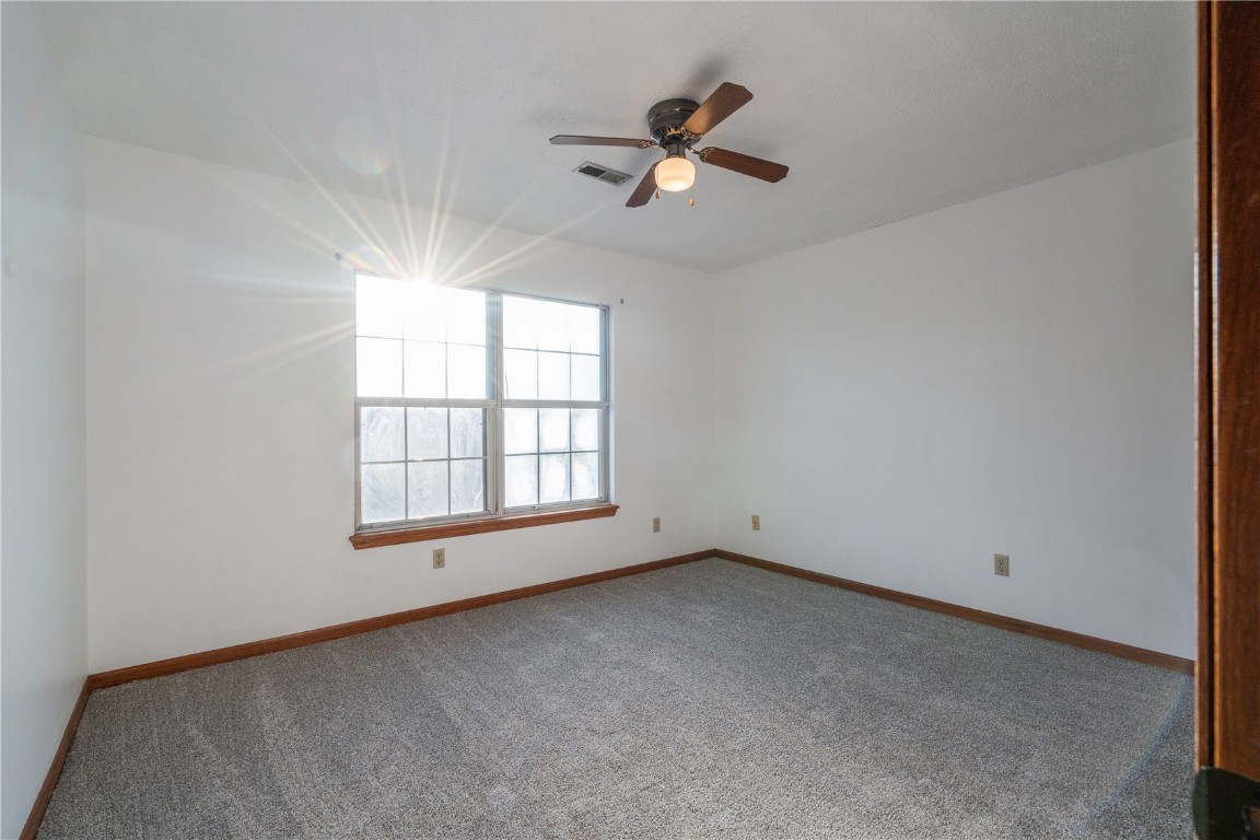 4635 Coventry Lane NE Cedar Rapids IA 52402