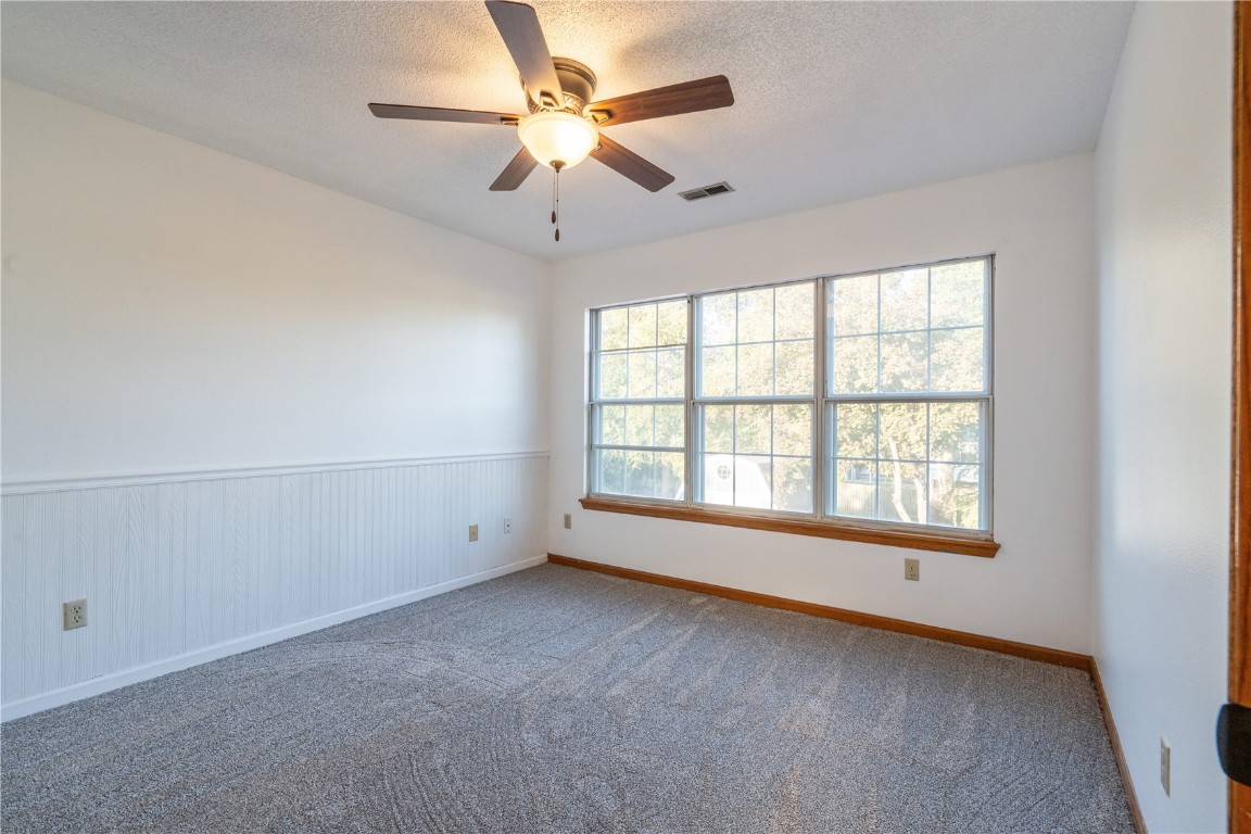 4635 Coventry Lane NE Cedar Rapids IA 52402