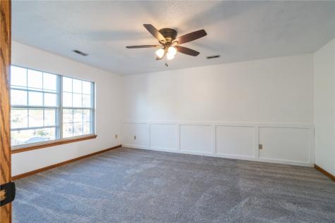 4635 Coventry Lane NE Cedar Rapids IA 52402