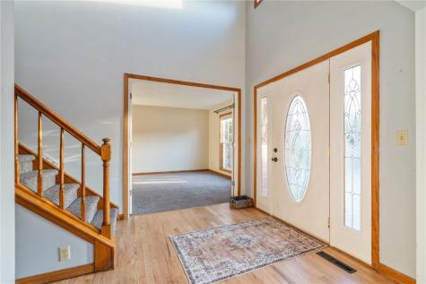 4635 Coventry Lane NE Cedar Rapids IA 52402
