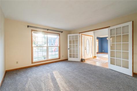 4635 Coventry Lane NE Cedar Rapids IA 52402