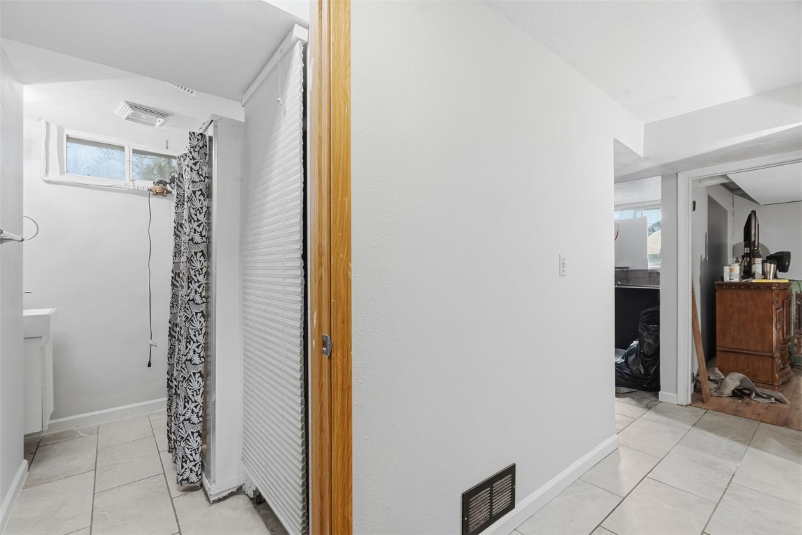 6807 Kingswood Lane NE Cedar Rapids IA 52402