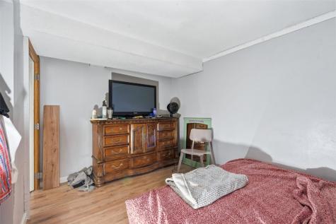 6807 Kingswood Lane NE Cedar Rapids IA 52402