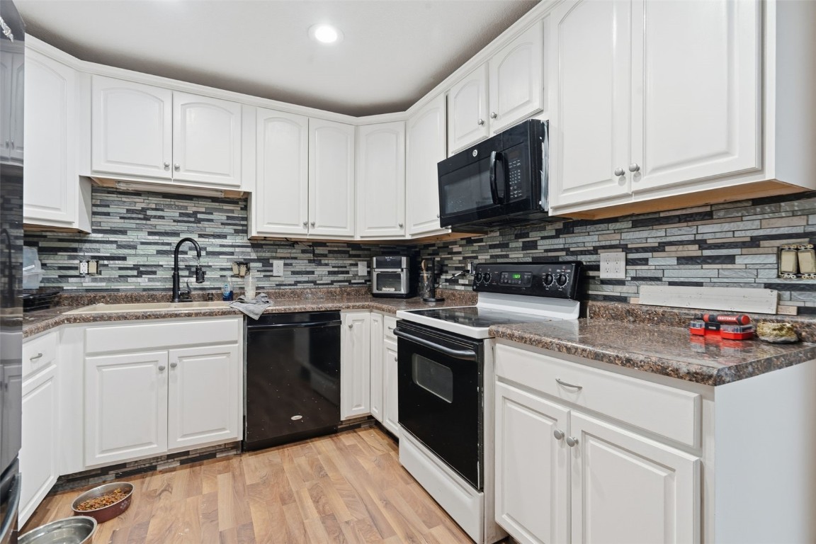 6807 Kingswood Lane NE Cedar Rapids IA 52402