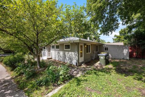 1825 Morningside Drive Iowa City IA 52245