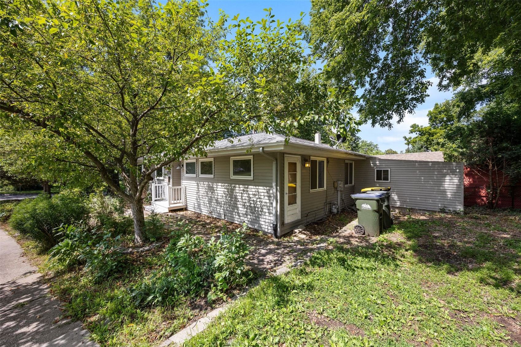 1825 Morningside Drive Iowa City IA 52245