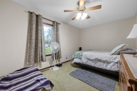 288 W Randolph Marengo IA 52301