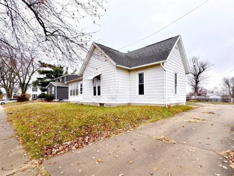 2540 8th Avenue Marion IA 52302