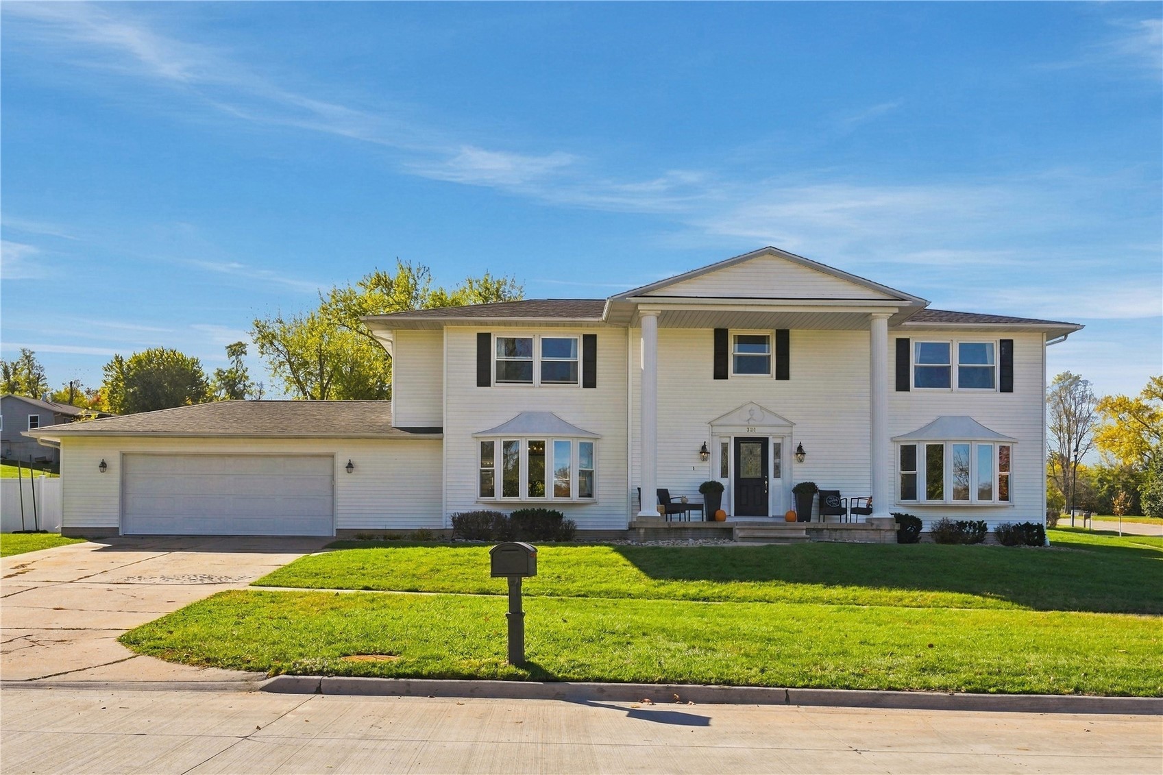 321 Green Valley Terrace Cedar Rapids IA 52403