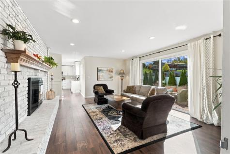 321 Green Valley Terrace Cedar Rapids IA 52403