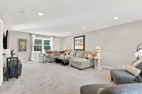 321 Green Valley Terrace Cedar Rapids IA 52403