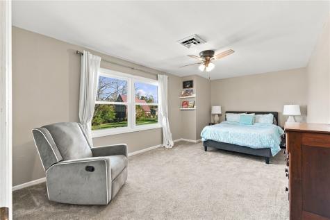 321 Green Valley Terrace Cedar Rapids IA 52403