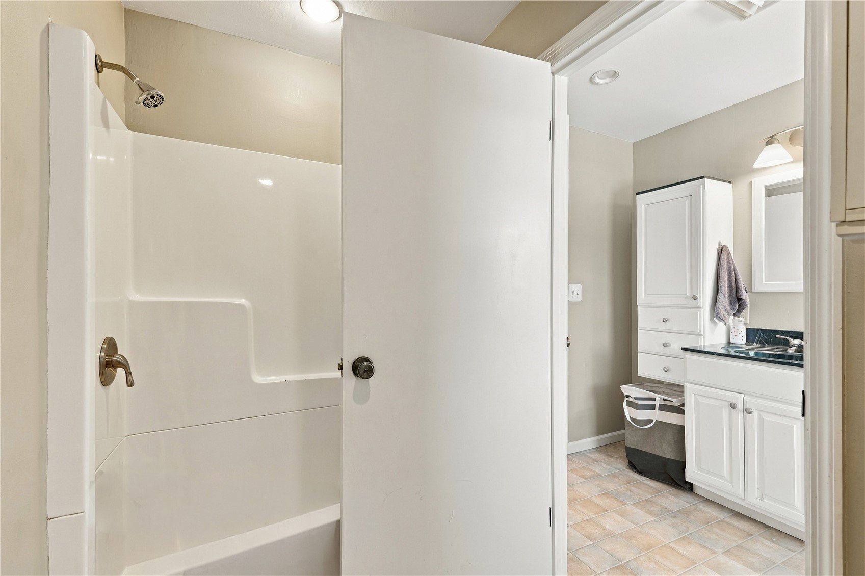 321 Green Valley Terrace Cedar Rapids IA 52403