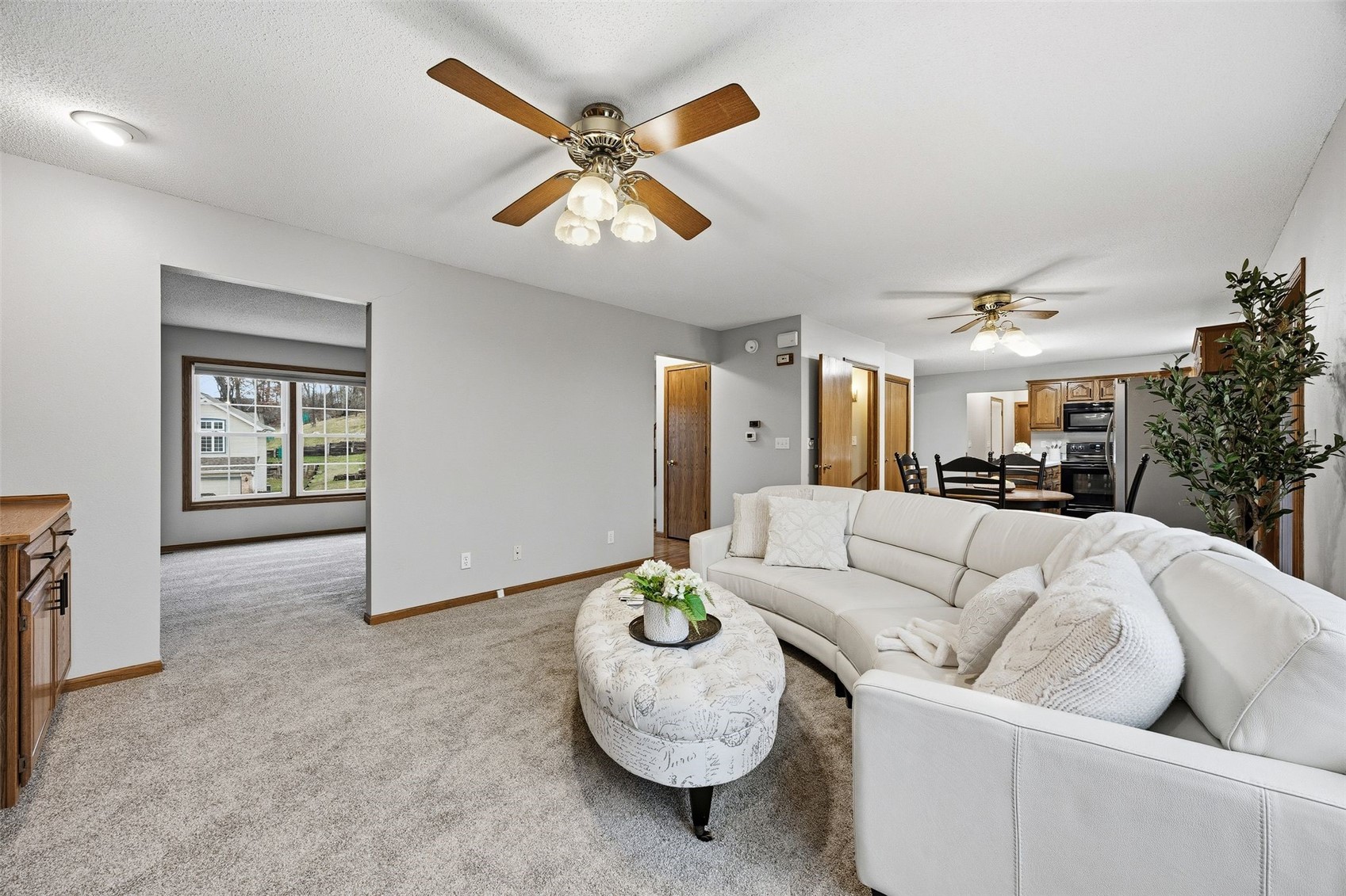 3905 Riverside Drive NE Cedar Rapids IA 52402