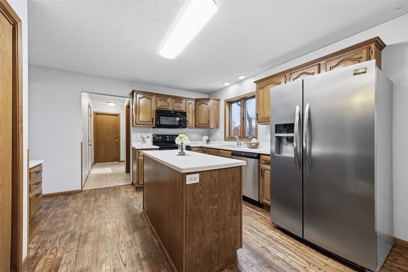 3905 Riverside Drive NE Cedar Rapids IA 52402