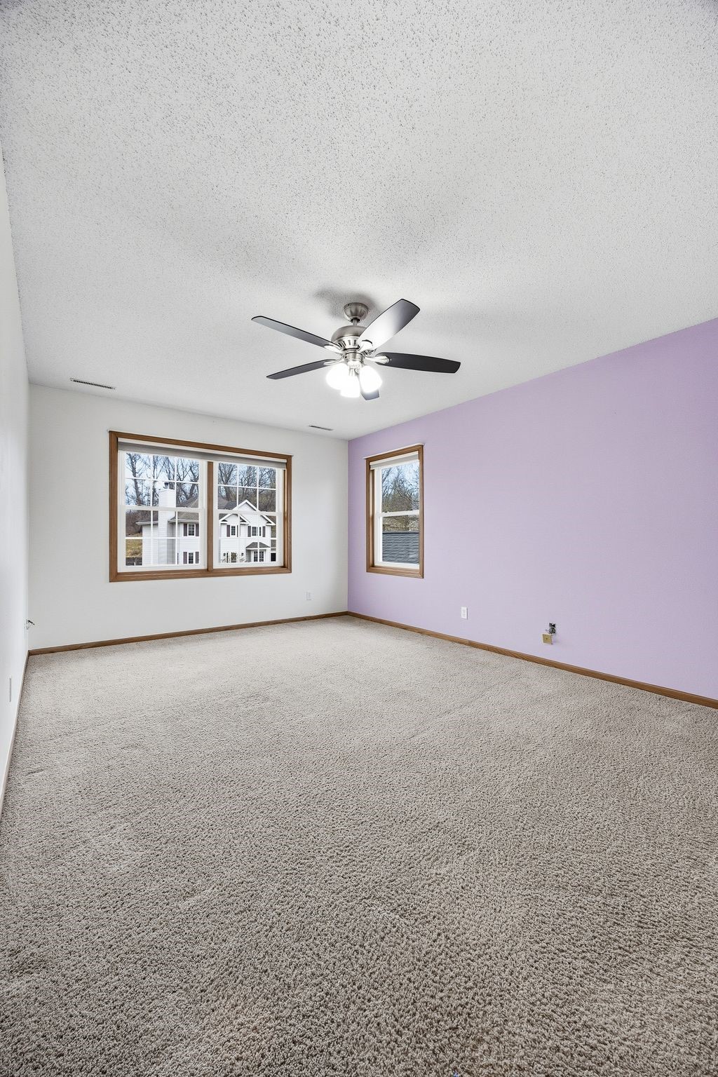 3905 Riverside Drive NE Cedar Rapids IA 52402