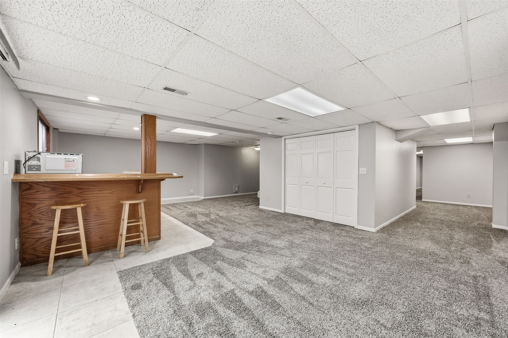 3905 Riverside Drive NE Cedar Rapids IA 52402