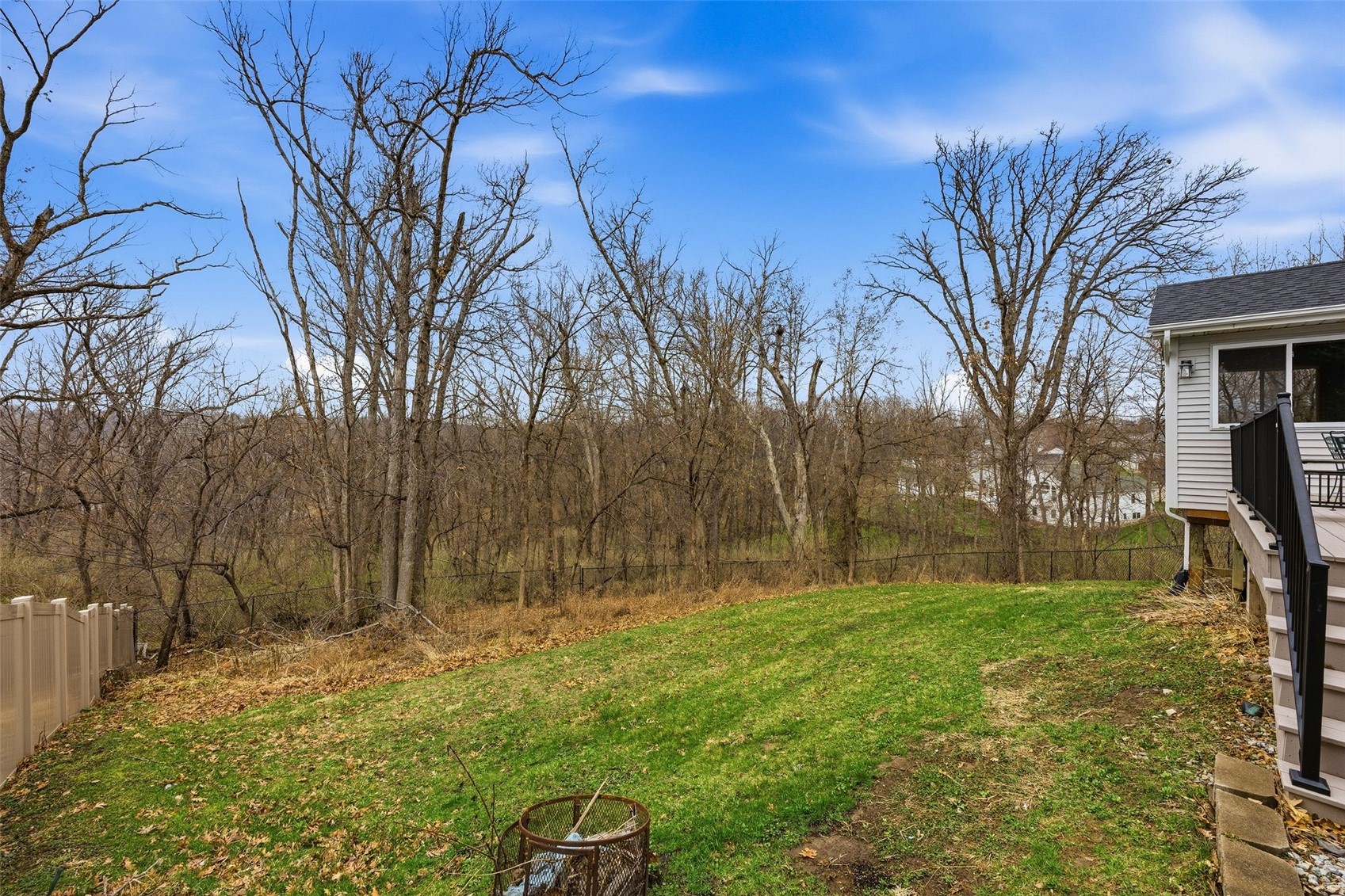 3905 Riverside Drive NE Cedar Rapids IA 52402