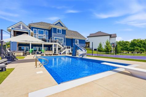 1515 Salm Drive North Liberty IA 52317