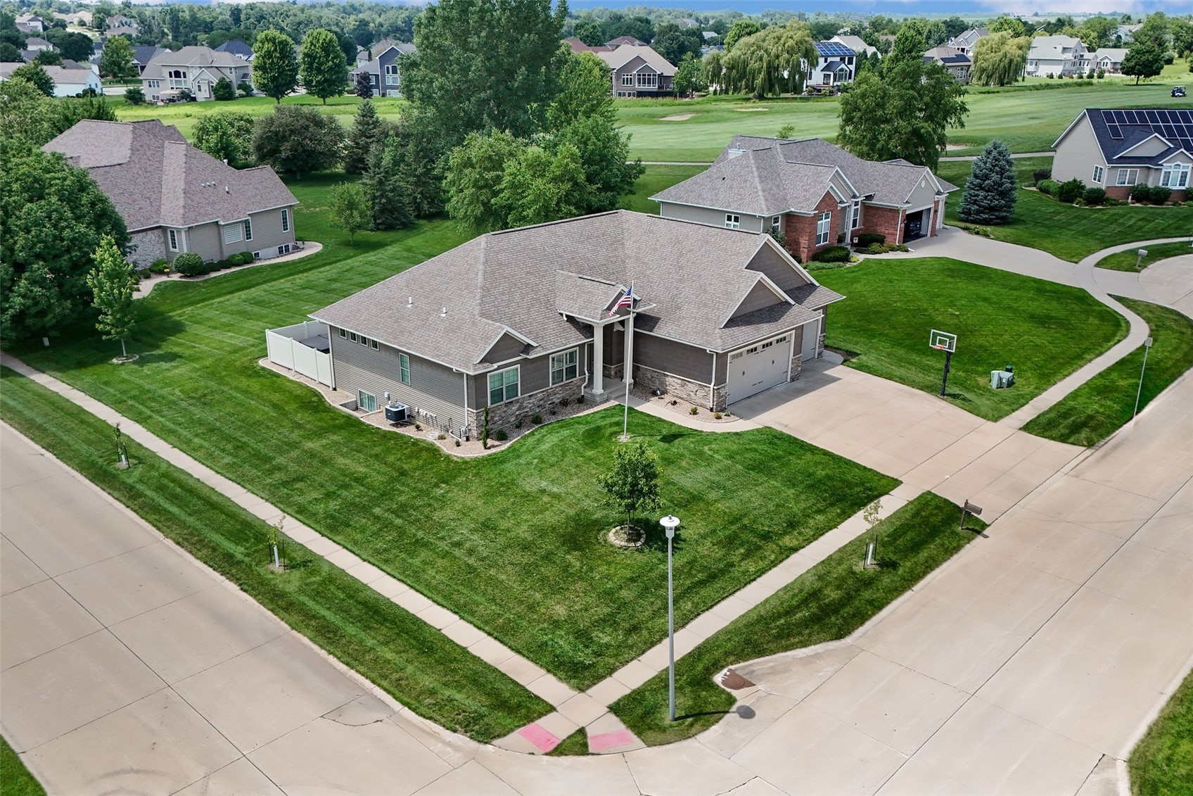 5010 Silver Oak Court Marion IA 52302