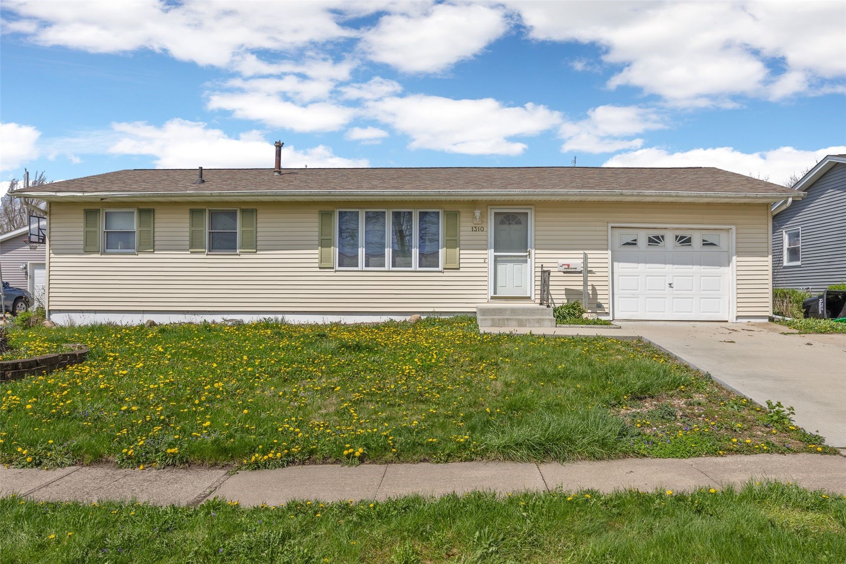 1310 G Avenue Marion IA 52302