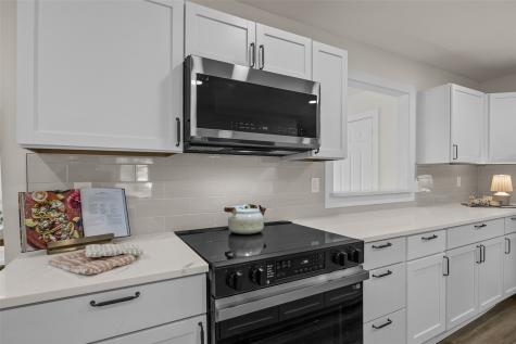 4050 Charter Oak Lane SE Cedar Rapids IA 52403