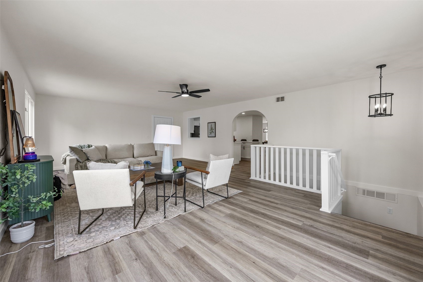 4050 Charter Oak Lane SE Cedar Rapids IA 52403