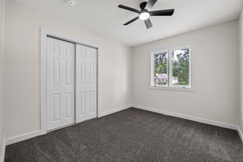4050 Charter Oak Lane SE Cedar Rapids IA 52403