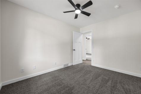 4050 Charter Oak Lane SE Cedar Rapids IA 52403