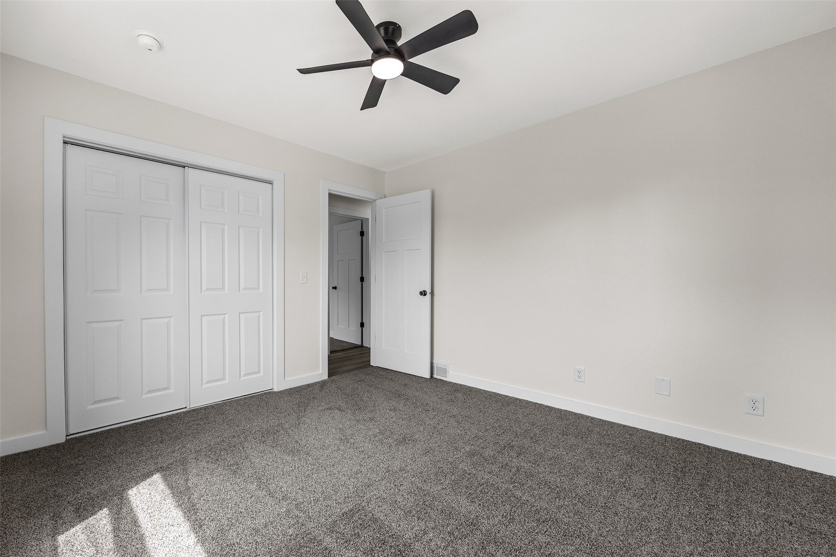 4050 Charter Oak Lane SE Cedar Rapids IA 52403