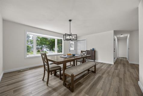 4050 Charter Oak Lane SE Cedar Rapids IA 52403
