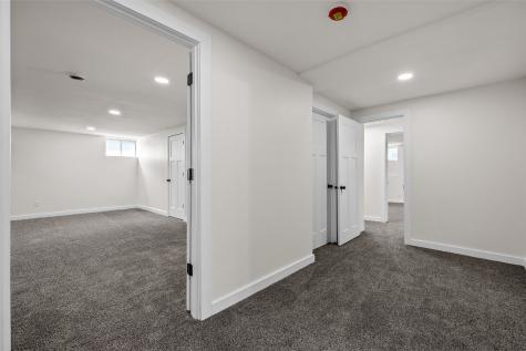 4050 Charter Oak Lane SE Cedar Rapids IA 52403