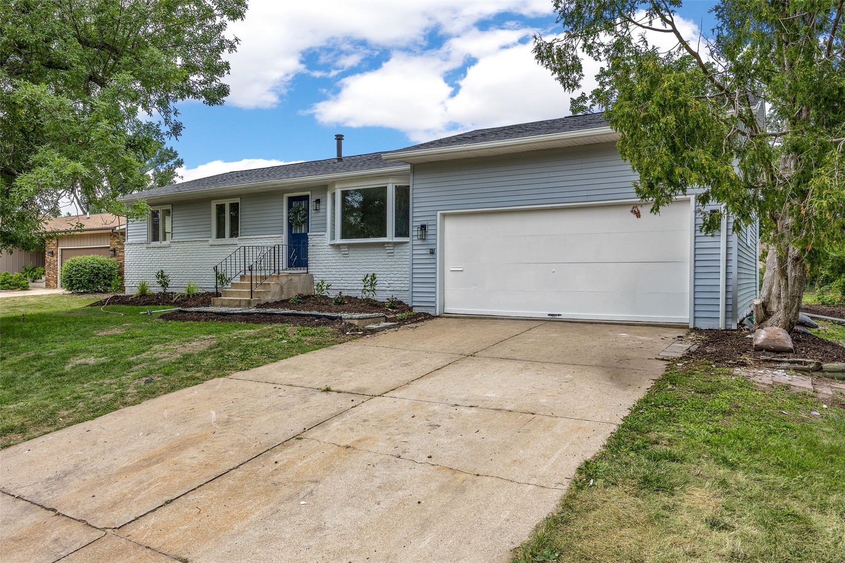 4050 Charter Oak Lane SE Cedar Rapids IA 52403