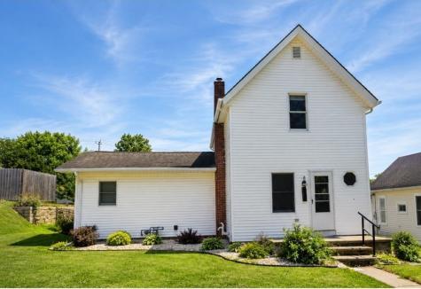 217 N Ford Street Anamosa IA 52205