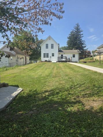 217 N Ford Street Anamosa IA 52205