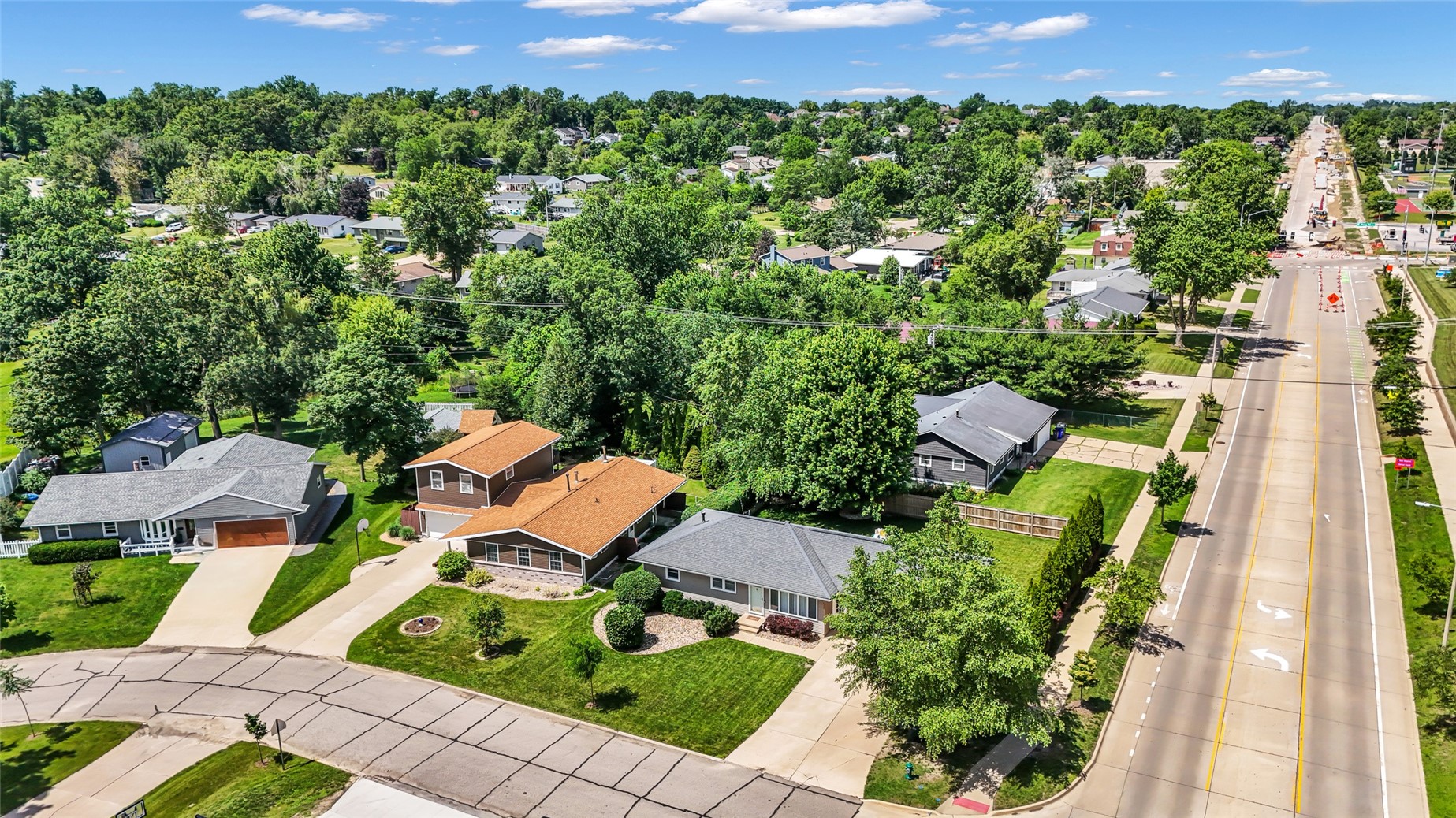 2339 Meadow Lane NE Cedar Rapids IA 52402