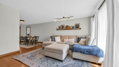 2339 Meadow Lane NE Cedar Rapids IA 52402