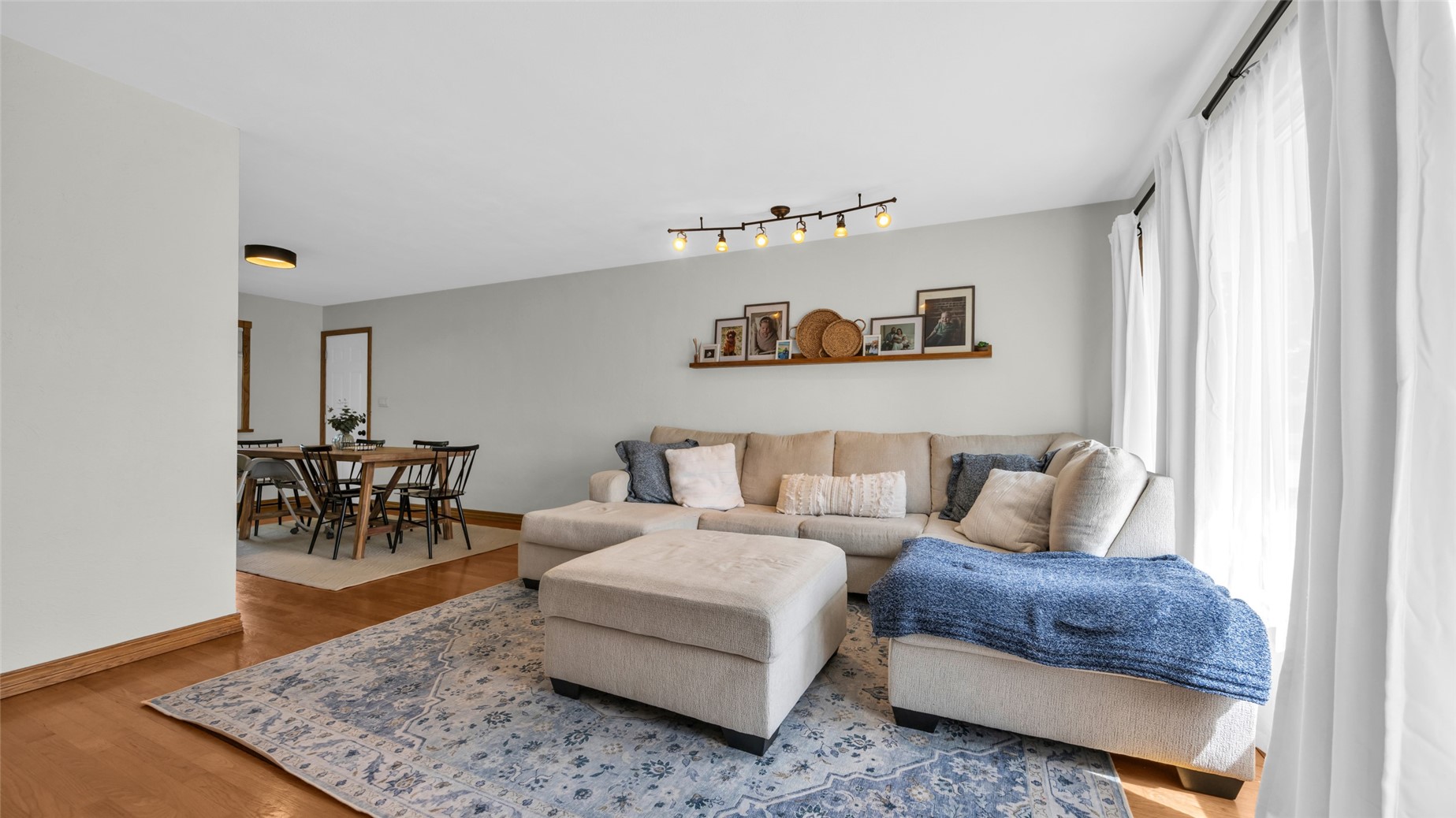 2339 Meadow Lane NE Cedar Rapids IA 52402