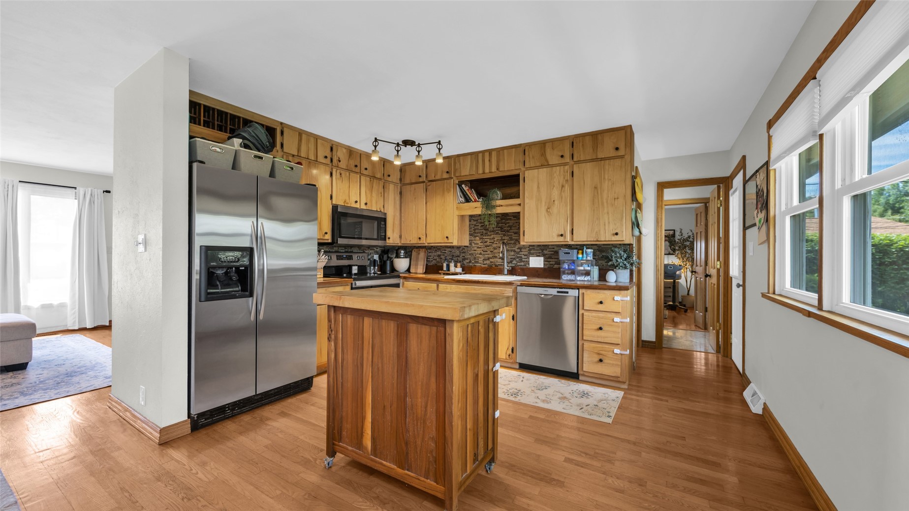 2339 Meadow Lane NE Cedar Rapids IA 52402