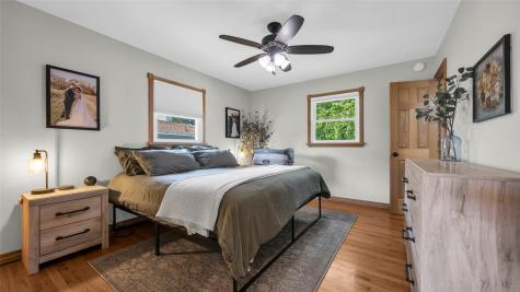 2339 Meadow Lane NE Cedar Rapids IA 52402