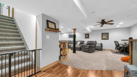2339 Meadow Lane NE Cedar Rapids IA 52402