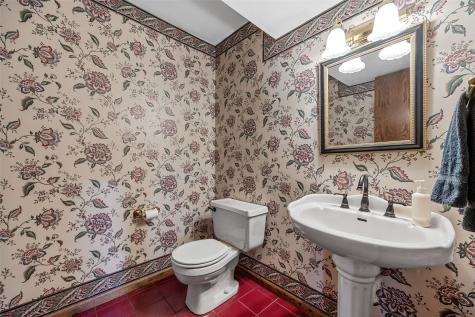 142 Red Fox Road SE Cedar Rapids IA 52403