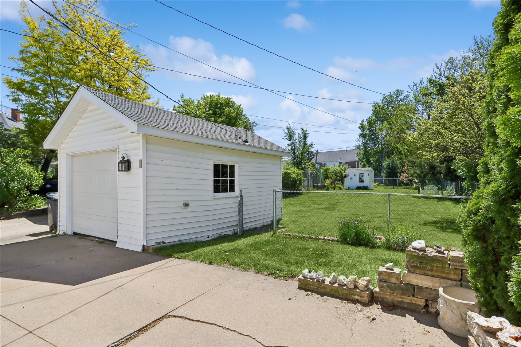 1925 2nd Avenue SE Cedar Rapids IA 52403