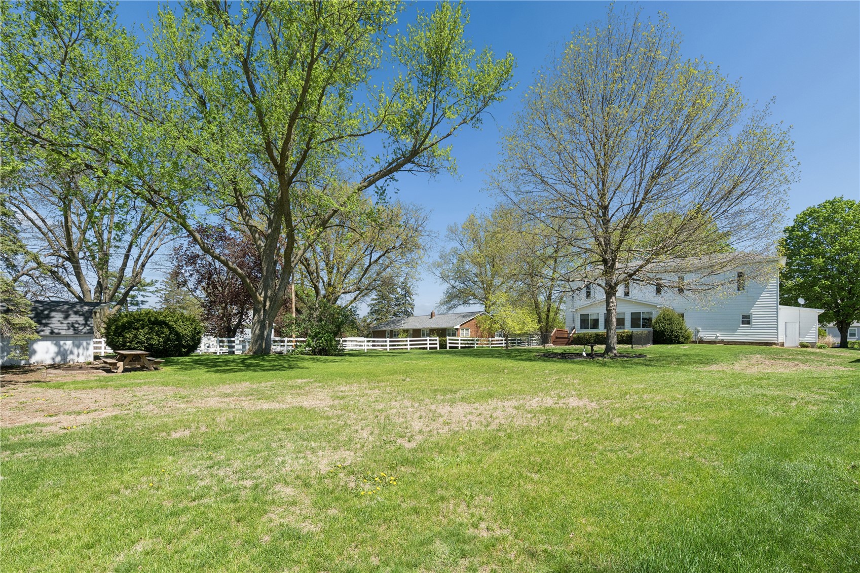 401 S Market Street Solon IA 52333